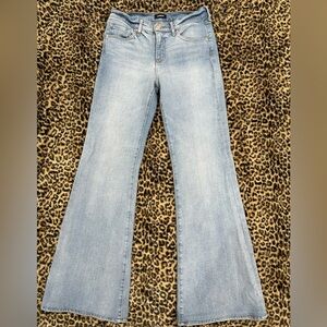 Express Women’s 70s Flared Jeans